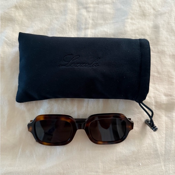 Tortoise Shell Sunglasses - Picture 3 of 4